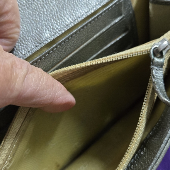 AUTHENTIC CHANEL BIFOLD WALLET WITH CROSSBODY CHAIN - Picture 8 of 11